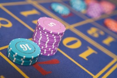 sgp lotto platform dashboard with Gonzo's Quest, football, and live casino options